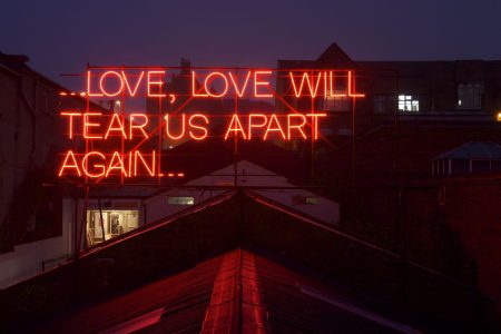 📍 Why Stay in a Darnova Property? Here’s What Sets Us Apart